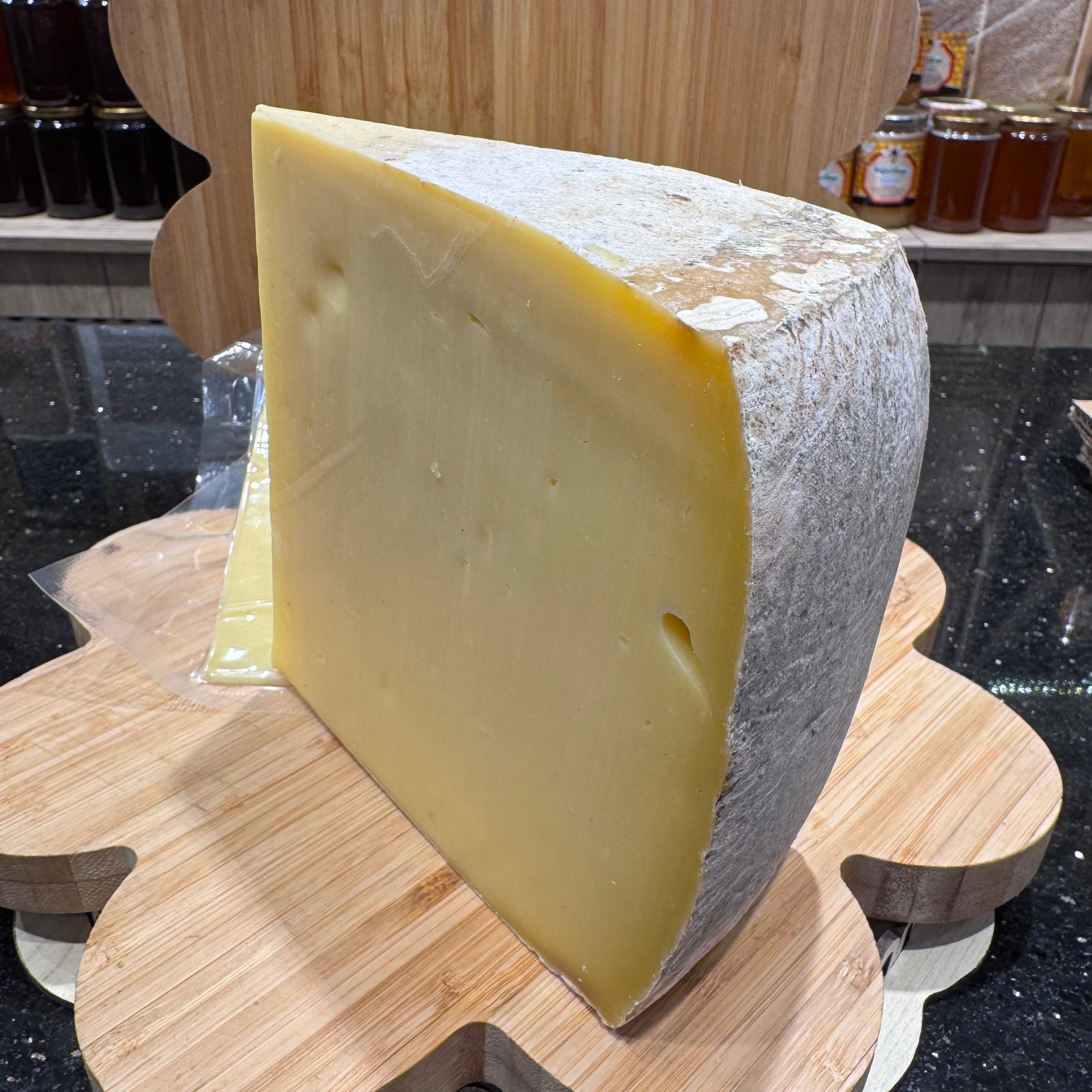 2 Yıllık mahzen eski kaşar